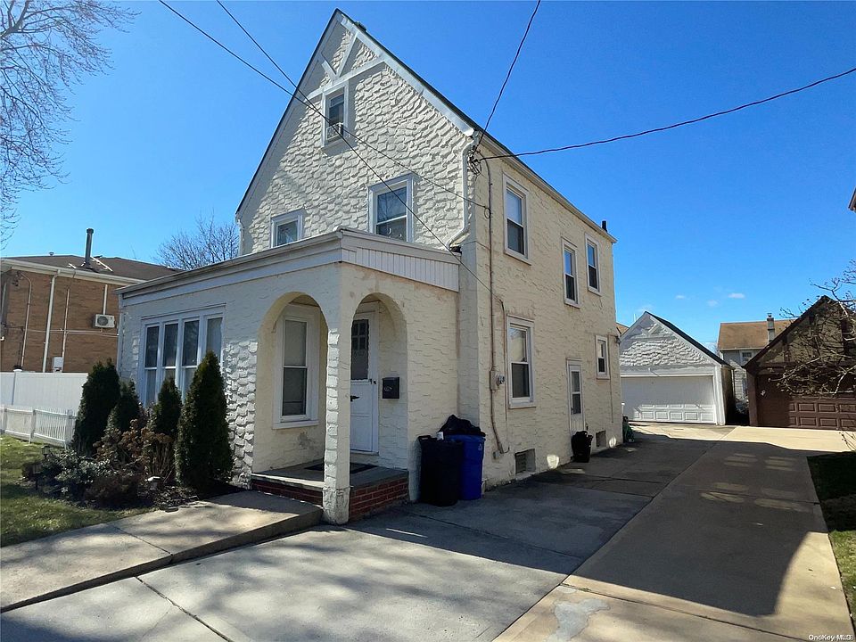 1st image of 86-22 261st Street