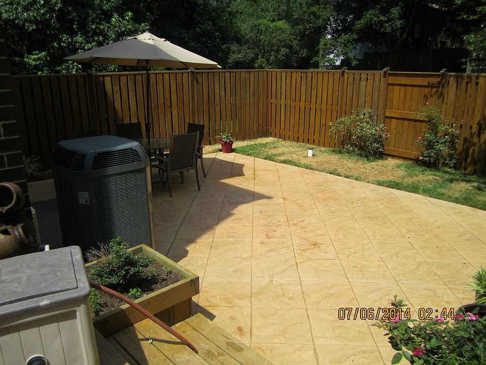 2nd image of 6553 Overheart Ln