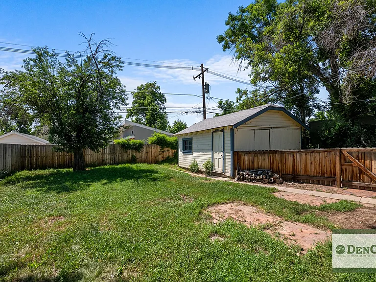 2251 S Williams St — Photo 22