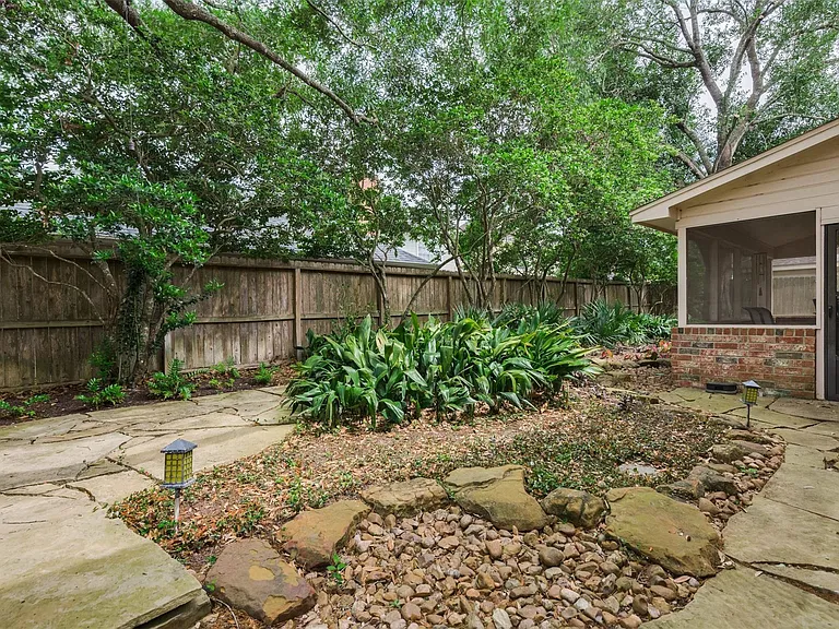 1703 Stemply Ct — Photo 47