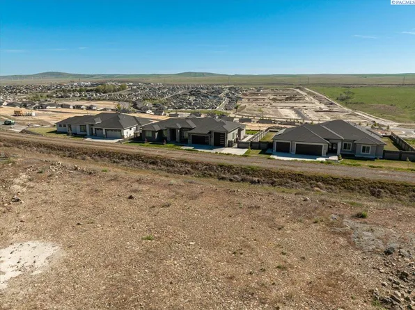 7116 W 23rd Ave, Kennewick, WA 99338