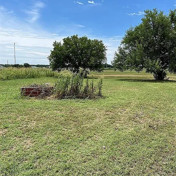 603 W Apache St — Photo 1