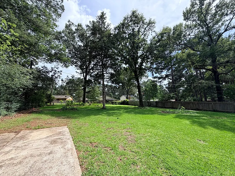 5047 Town North Dr — Photo 31