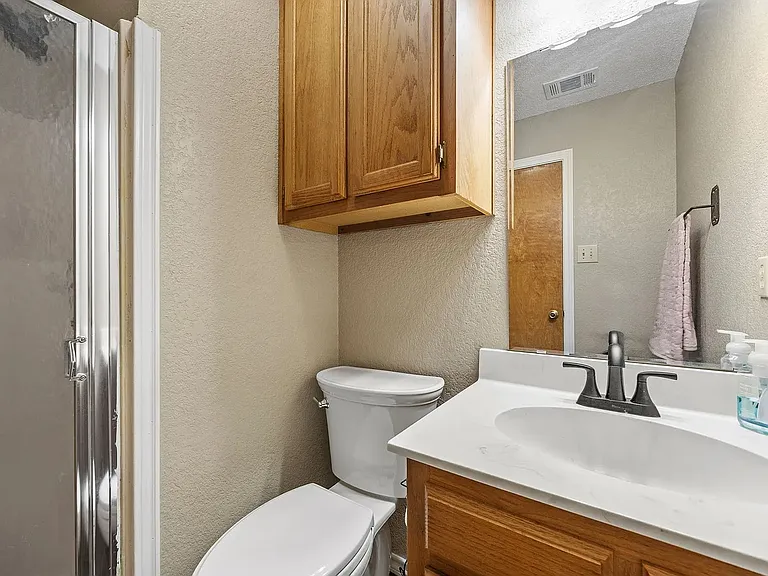 11953 FM 2153 — Photo 16
