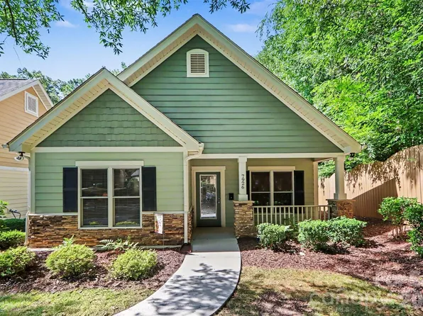 7926 Tigers Paw Rd, Huntersville, NC 28078
