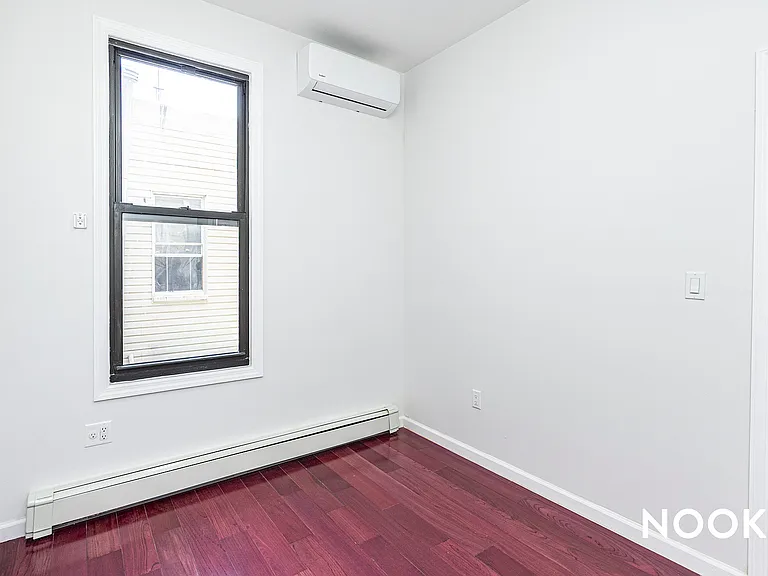 1869 Greene Ave #1A — Photo 20