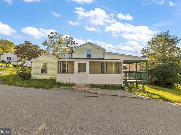 40 W Birch St, Coatesville, PA 19320