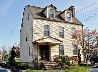 143 Grenville St, Woodbridge, NJ 07095