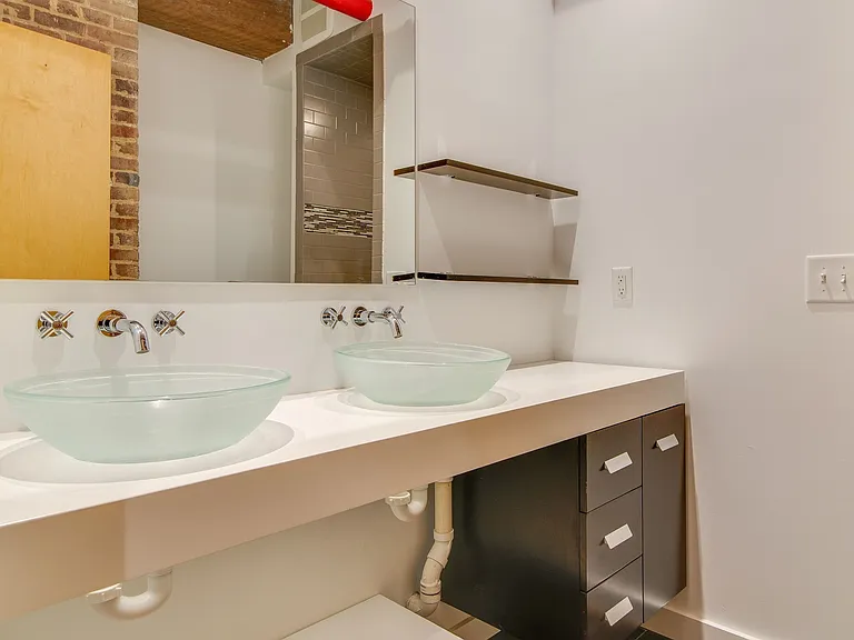 1400 Rosa L Parks Blvd #105 — Photo 33