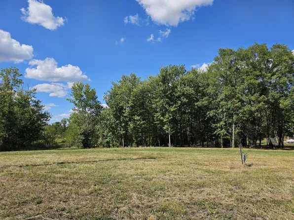 1011 McCormick Ln, Lawrenceburg, KY 40342