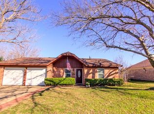 1600 Brookhaven St, Cleburne, TX 76033