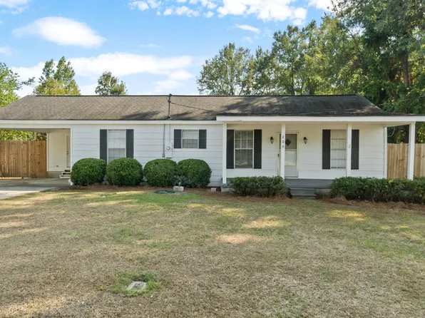 206 Ogilsvie Dr, Petal, MS 39465