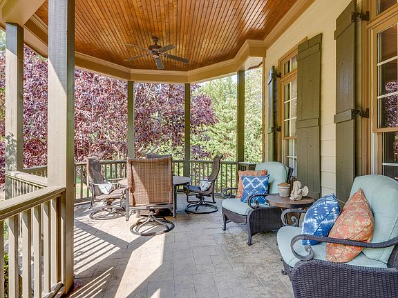 3rd image of 908 Gold Hill Ct
