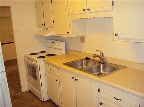 1st image of 2200 W Howard Ave #2200