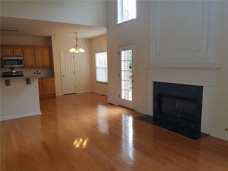 12945 Morningpark Cir — Photo 3