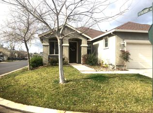 213 Waters Edge Dr, Waterford, CA 95386