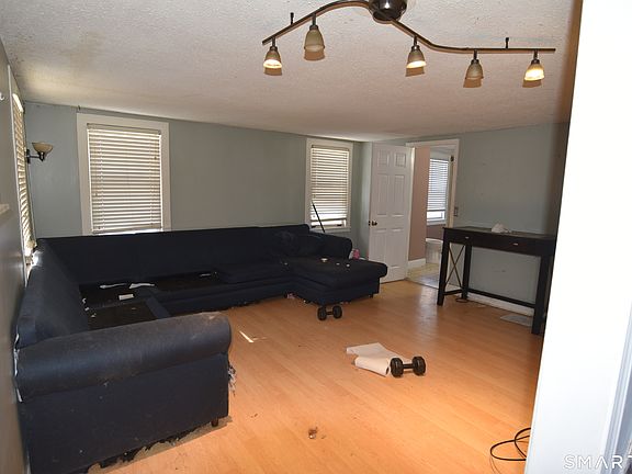 4th image of 29 Bingham Street