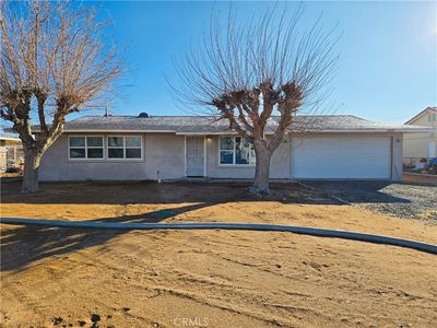 14097 Pawnee Rd, Apple Valley, CA, 92307