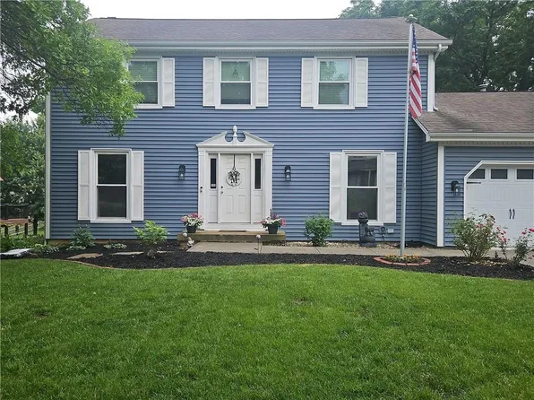 905 W 120th Ter, Kansas City, MO 64145