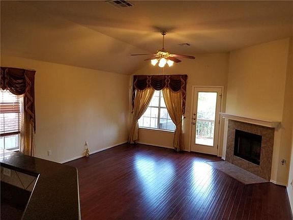 4th image of 3104 Ansonia Trl