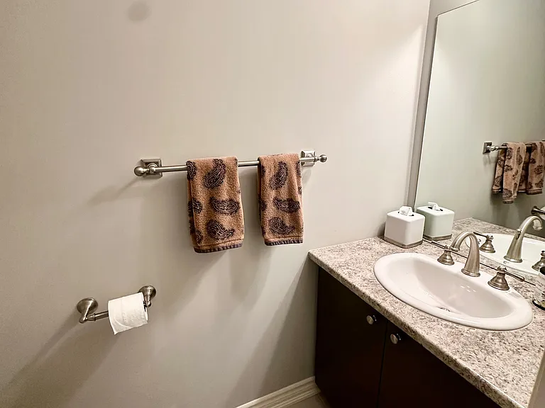 8 Robbie Way — Photo 16
