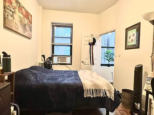 Rented by Corcoran | media 23