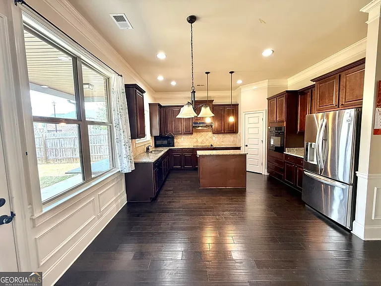 1201 Mottled Ct — Photo 13
