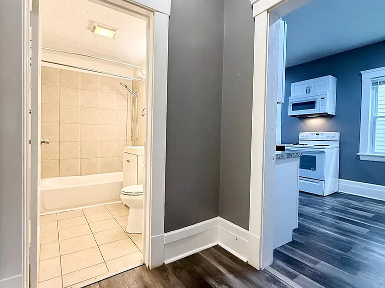 6719 Bridge Ave #2 — Photo 19