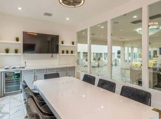 7843 Riley St #8C7C77051, Overland Park, KS 66204