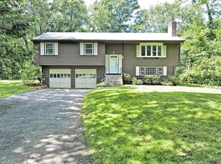 3 Hatch Rd, Acton, MA 01720