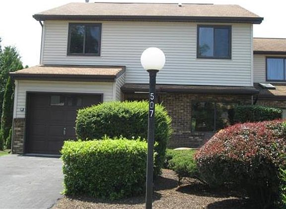 2nd image of 507 Barberry Ln