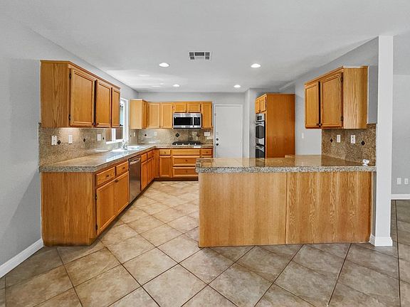 4th image of 3298 Ironwood Ct