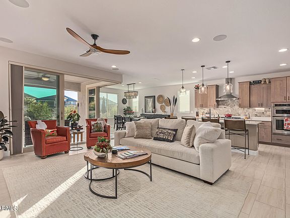 4th image of 26455 W Taro Dr