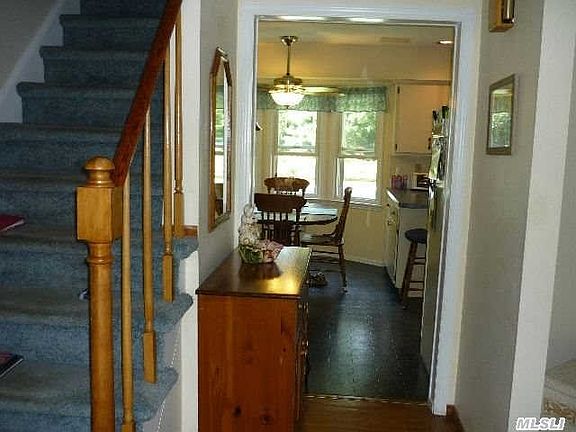 3rd image of 23 Harloquin Dr