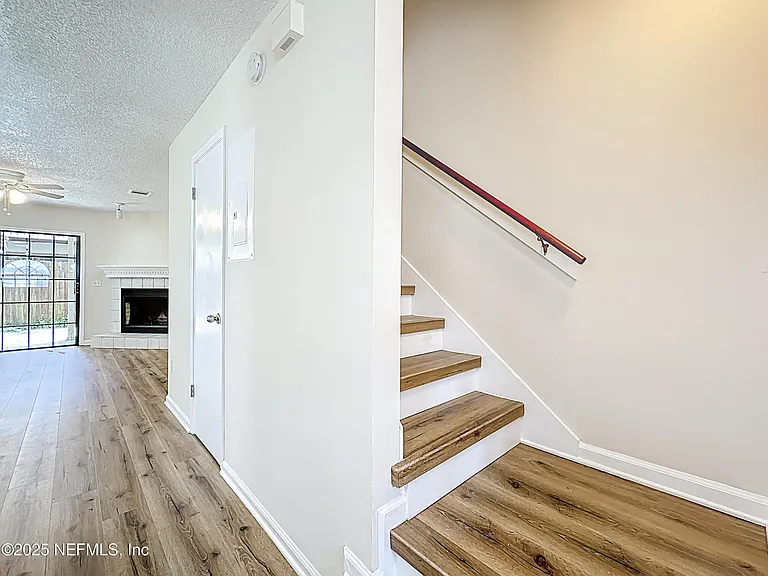 2075 Gail Ave — Photo 30