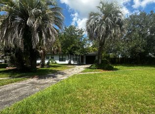 1662 Hawaii Dr E, Jacksonville, FL 32246