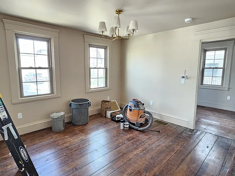 203 Federal St — Photo 4