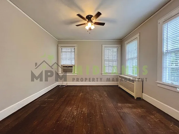 2501 Blossom St — Photo 22