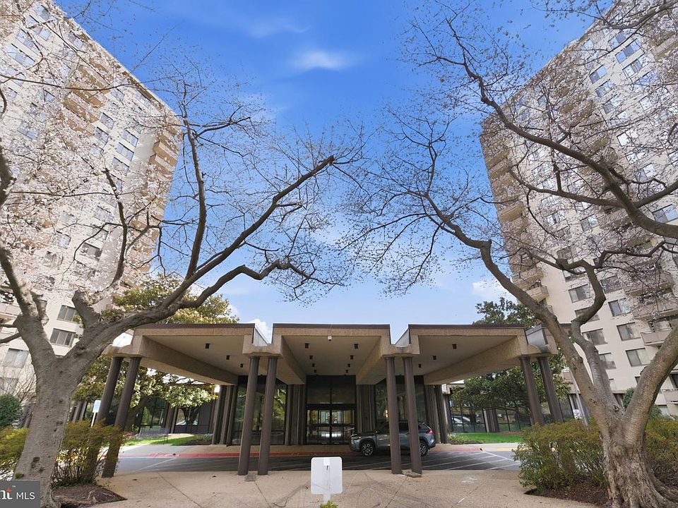 1st image of 5225 Pooks Hill Rd APT 1323S