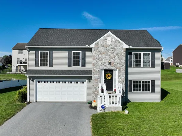 9 Oldfield Ave, Jonestown, PA 17038