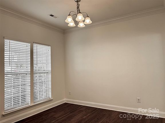 4th image of 5905 Waverly Lynn Ln