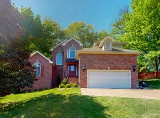 1108 Deerhurst Ct, Nashville, TN 37221