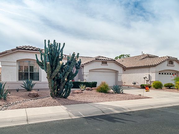 3rd image of 18075 W Douglas Way