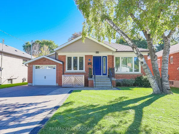 19 Sealcove Dr, Toronto, ON M9C 2C3