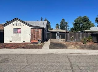 211 3rd St, Ripon, CA 95366