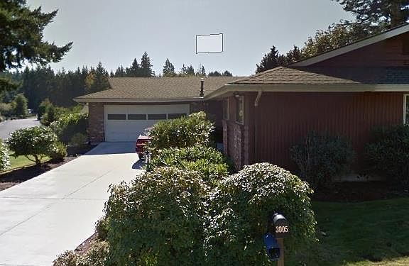 3rd image of 3005 Cloverfield Dr SE