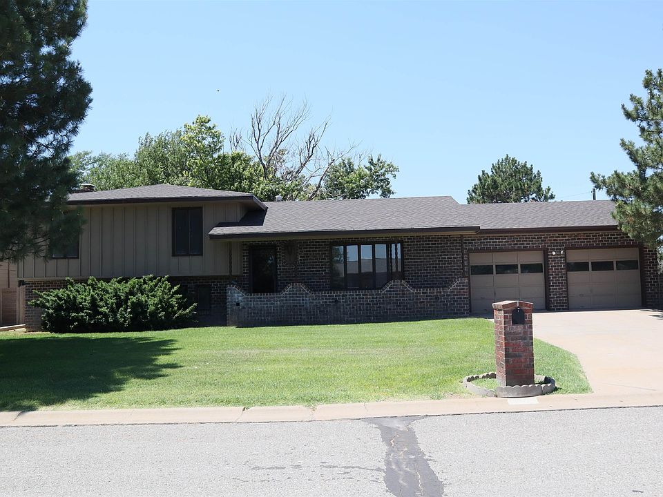 1st image of 2215 McCoy Ave