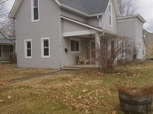 203 W Walnut St, Flora, IN 46929