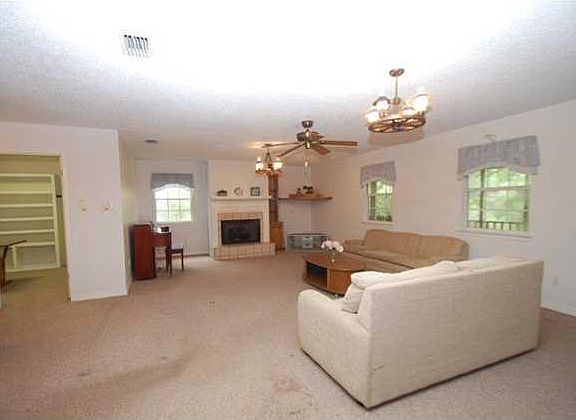 2nd image of 3035 Belle Bayou Ct
