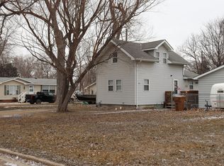 375 Mellette Ave SW, Huron, SD 57350